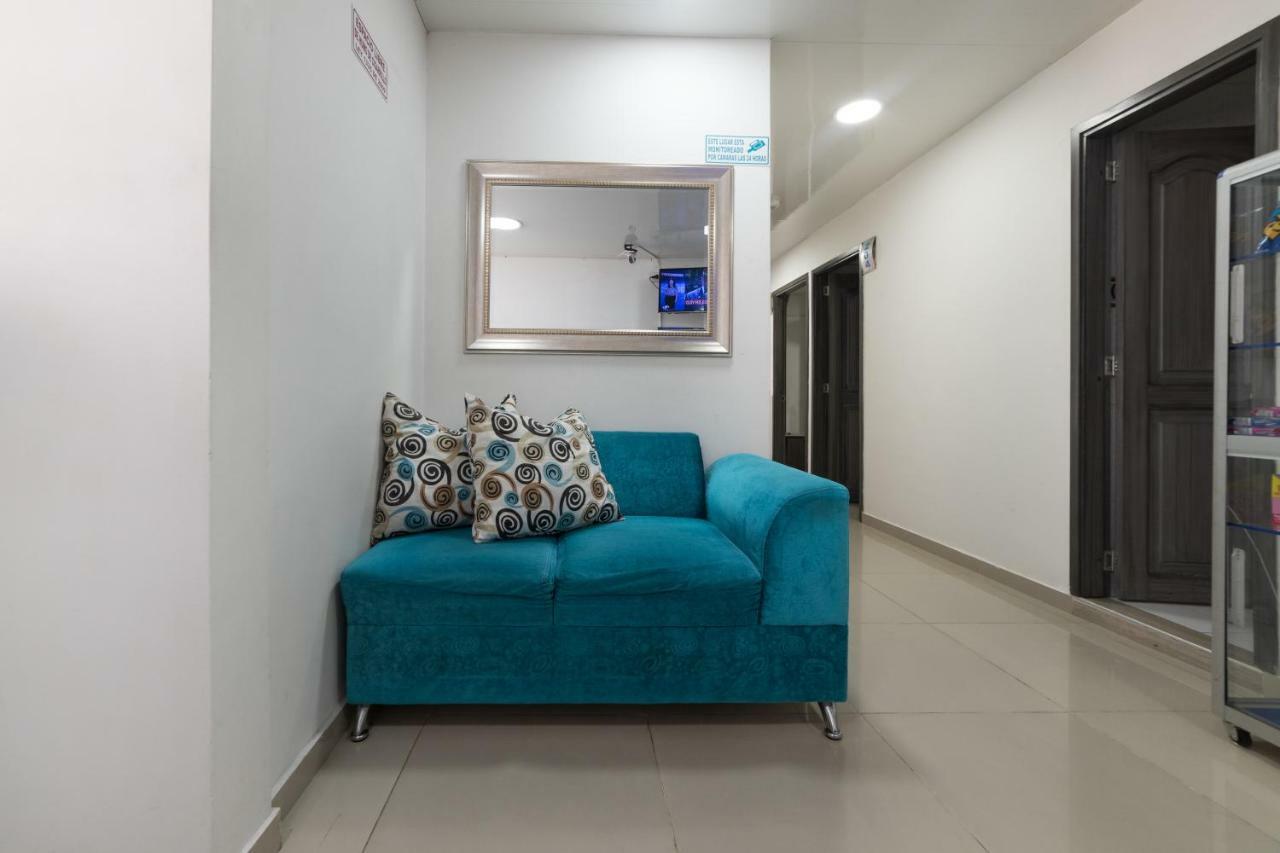 Ayenda 1121 Exito Hotel Pereira Buitenkant foto